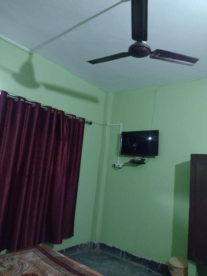 Oyo 83936 Chaudhary Guest House Bulandshahr Exterior photo